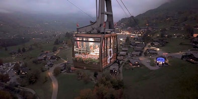 Dîner aux chandelles dans la télécabine